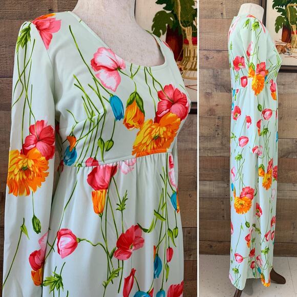 Vintage 1970’s Bright Floral Print Knit Empire Waist Maxi Dress - Picture 2 of 8